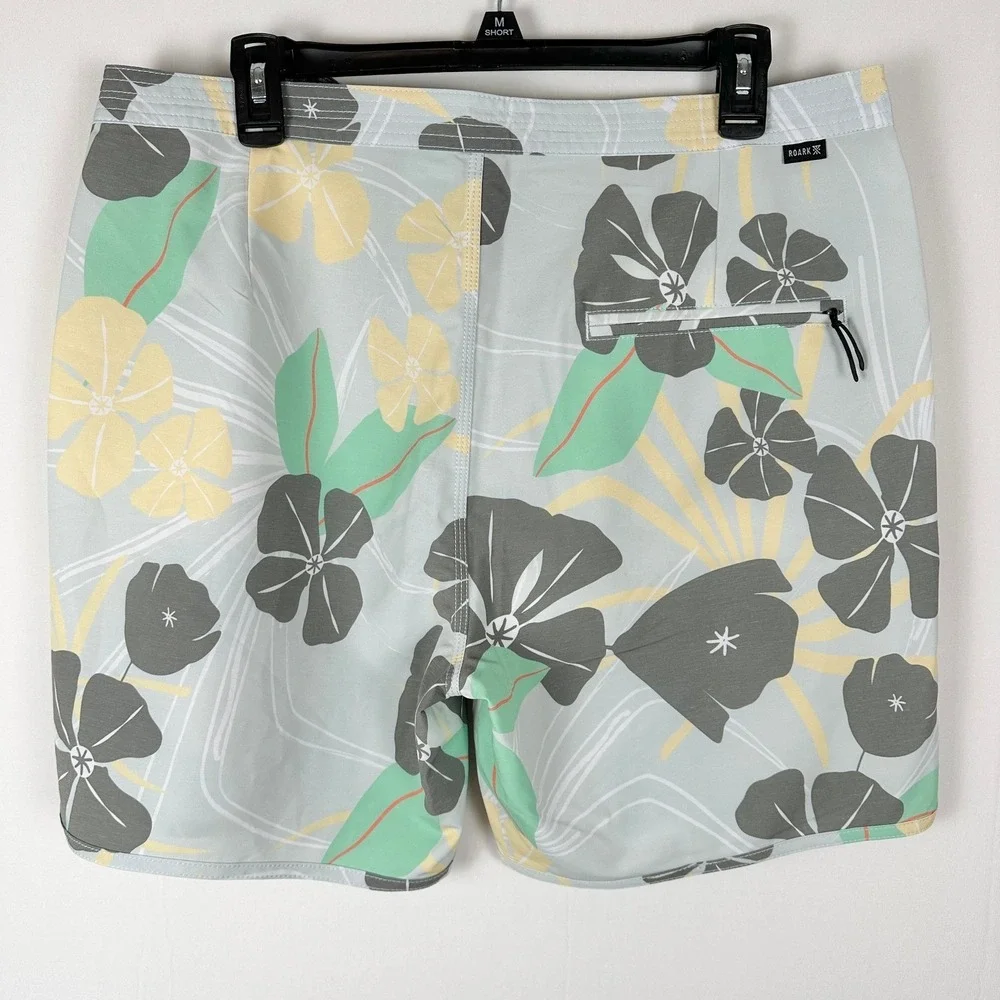NWT ROARK Revival The Chiller Board Shorts Floral Print Mens 34‎ Vacation Resort